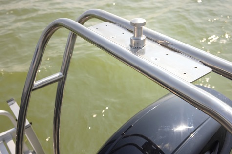 Pro Family Fish with Sport Tube or Great Lakes Triple Tube Package includes a Ski Tow Bar