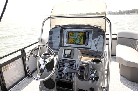 Catfish LT - Fiberglass Center Console with Grab Handle