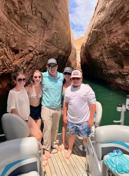 Guide Jesse Romrell loves “slicing” through Lake Powell!